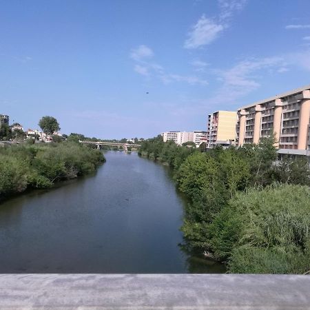 T2 Centre Ville Place Mediterranee Perpignan Exterior photo